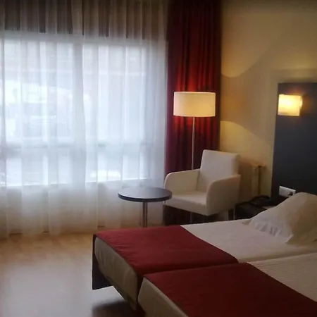 Santiago Apóstol Szálloda Castrofeito