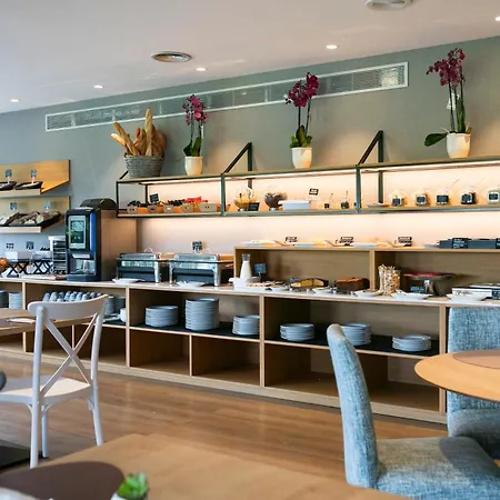 Santiago Apostol 3* Кастрофейто