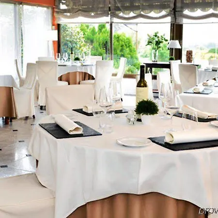 Santiago Apóstol 3* Castrofeito