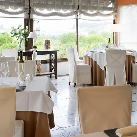 Santiago Apóstol Szálloda