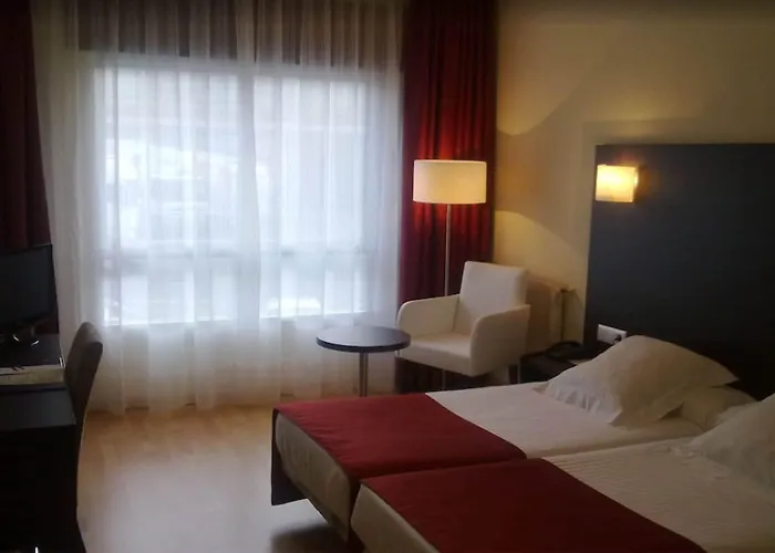 Santiago Apostol Hotel Castrofeito