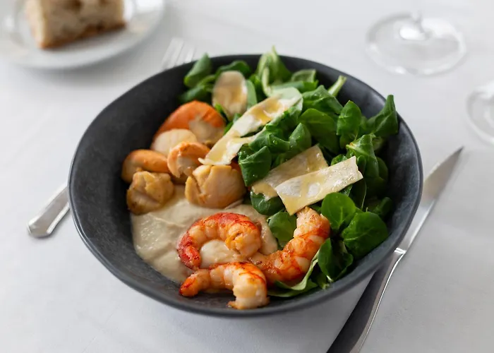 Santiago Apostol Hotel Castrofeito