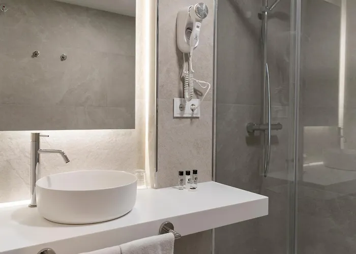 Santiago Apóstol Hotel