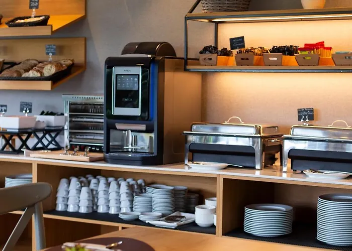 Отель Santiago Apostol 3*