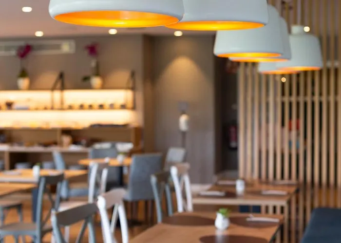 Santiago Apóstol Hotel Castrofeito