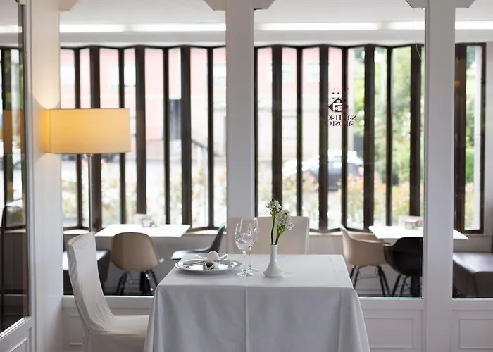 Hotel Santiago Apóstol 3*