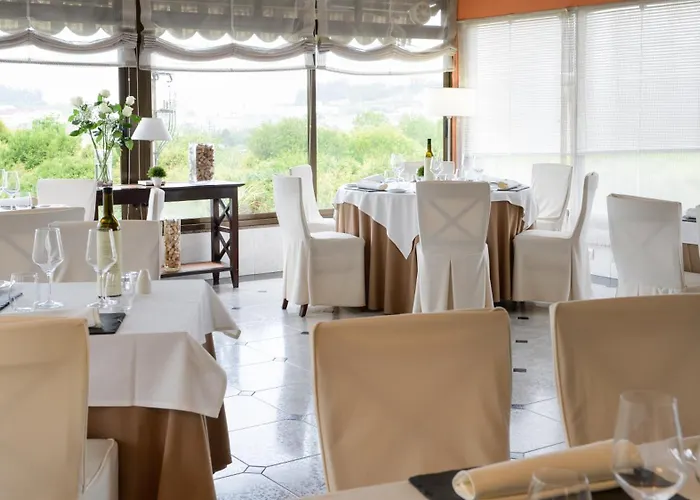 Santiago Apostol 3* Кастрофейто