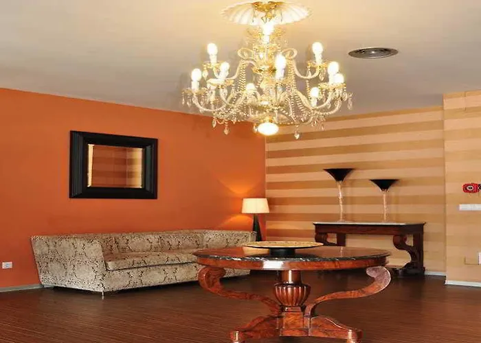 Hotel Santiago Apostol 3*