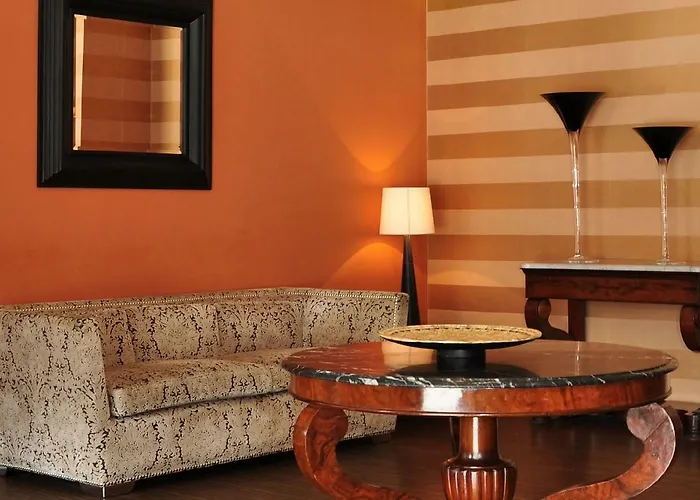 Santiago Apóstol Hotel