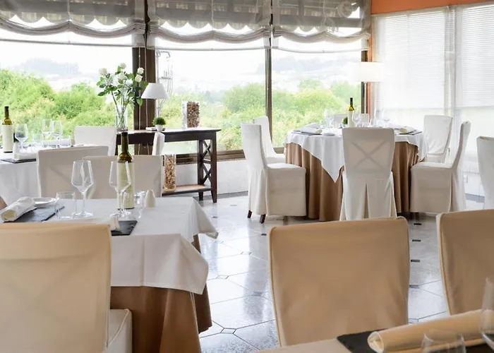 Santiago Apostol Hotel